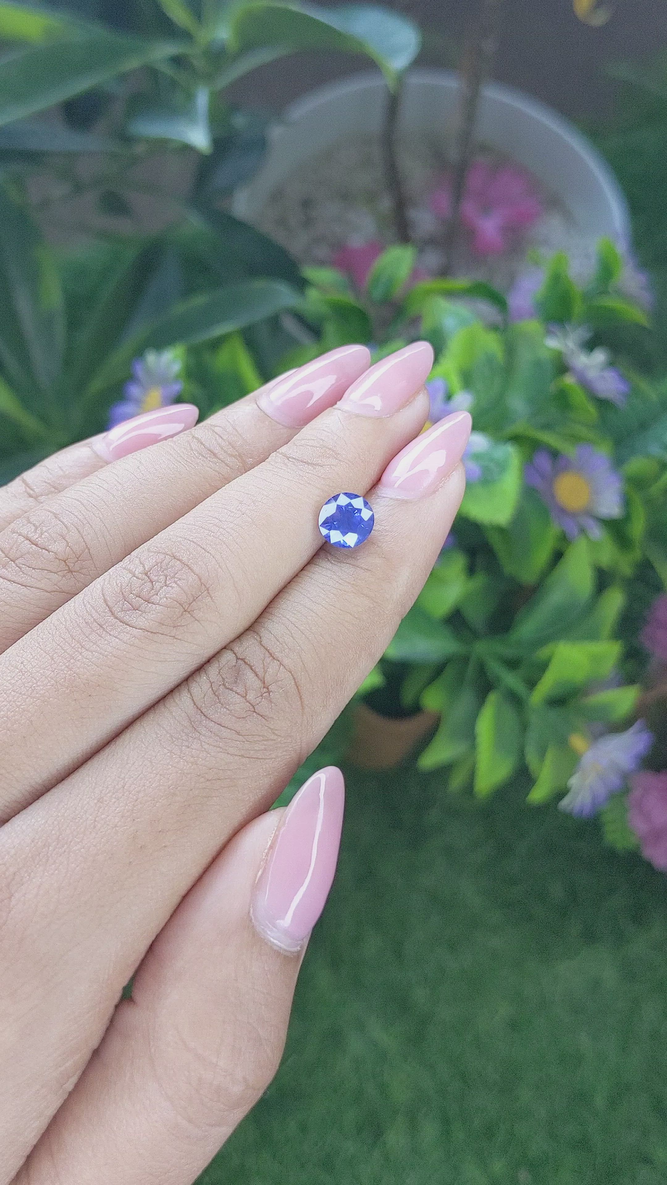 2.00 Ct. Blue Sapphire from Ceylon (Sri Lanka) Size Video