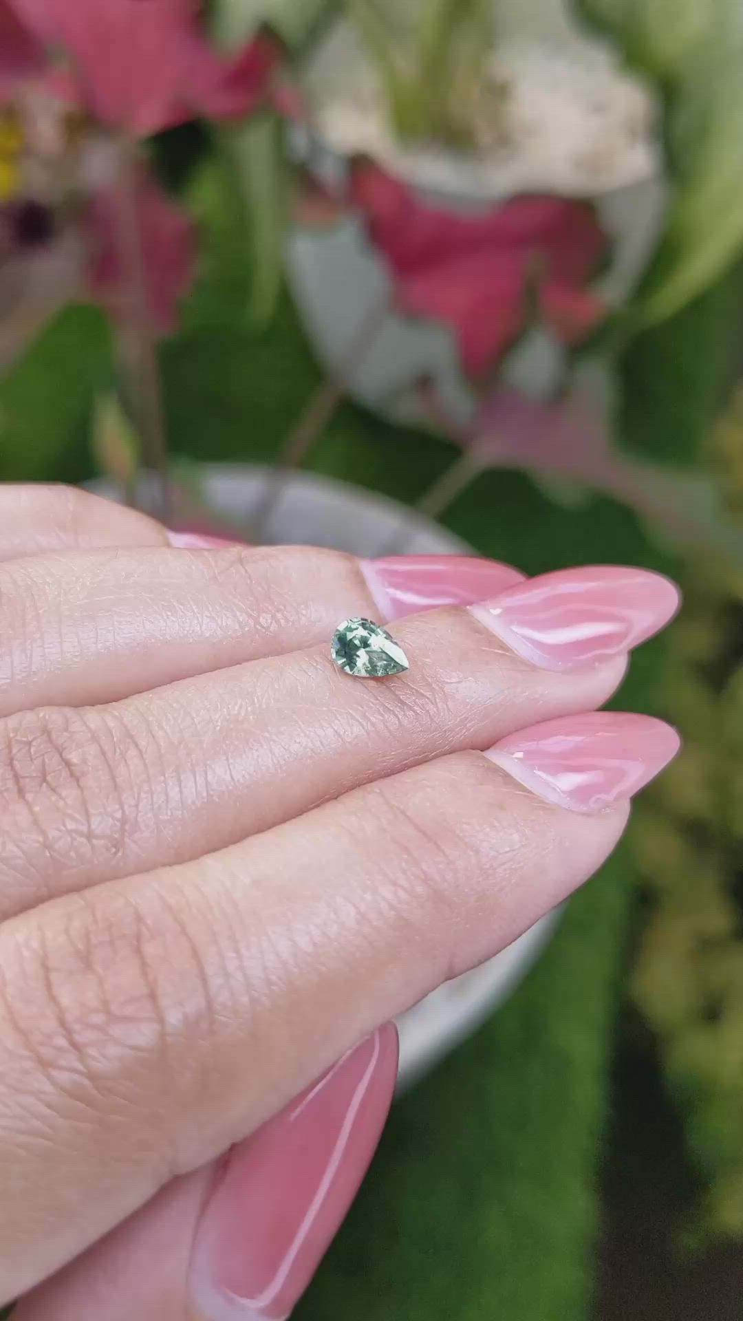 0.55 Ct. Green Sapphire from Ceylon (Sri Lanka) Size Video