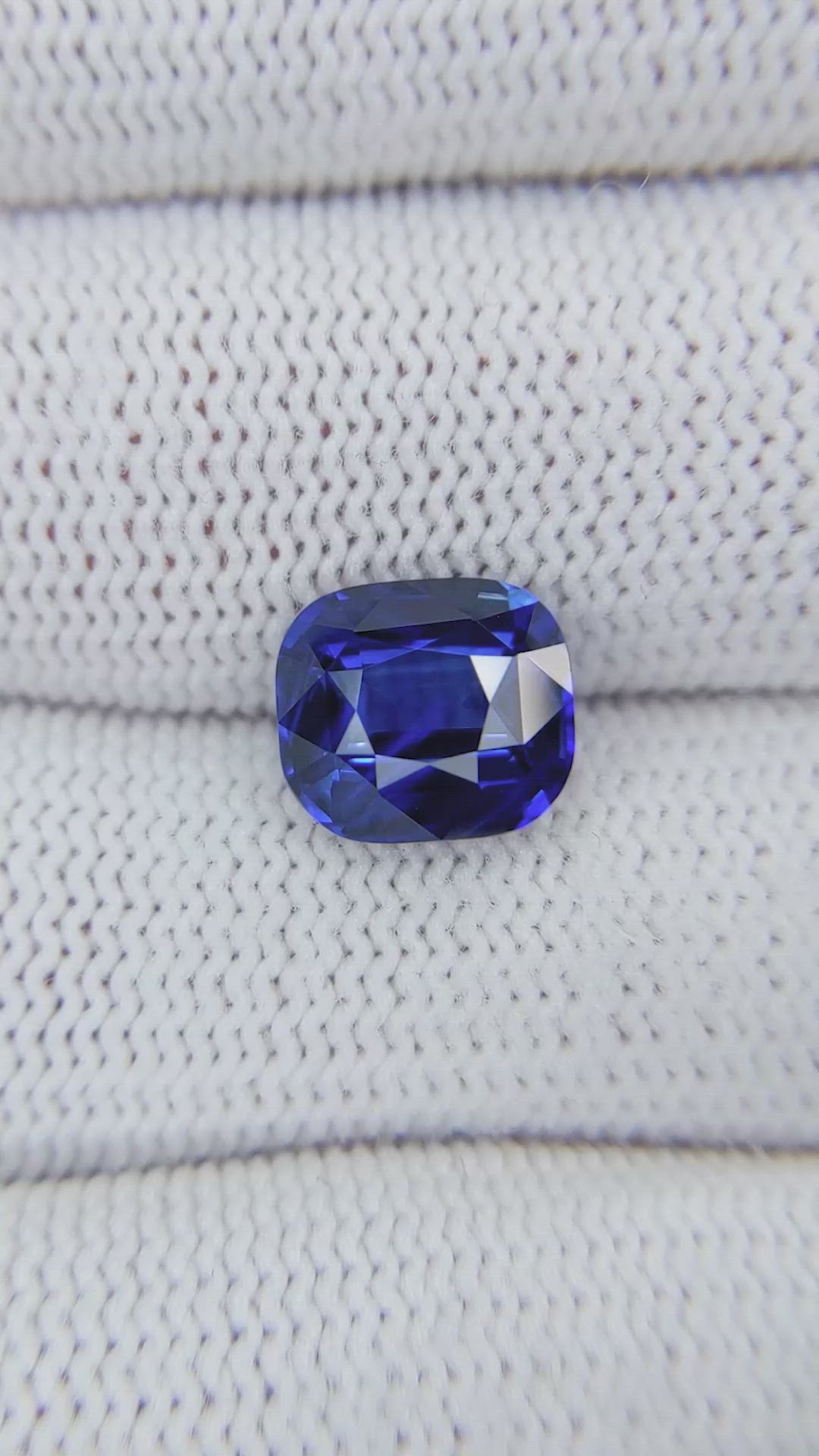 4.19 Ct. Blue Sapphire from Madagascar Size Video
