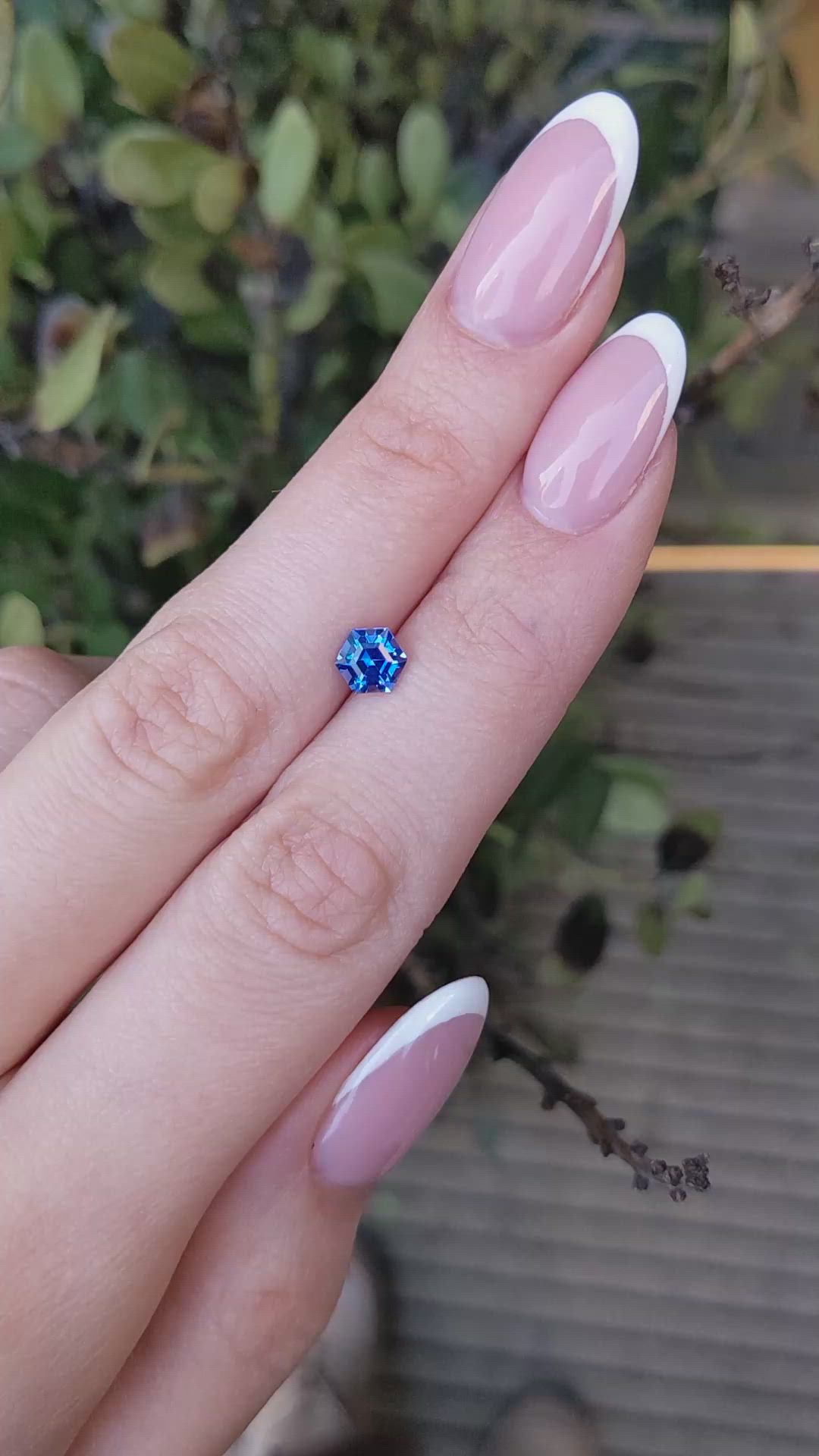 1.06 Ct. Blue Sapphire from Ceylon (Sri Lanka) Size Video