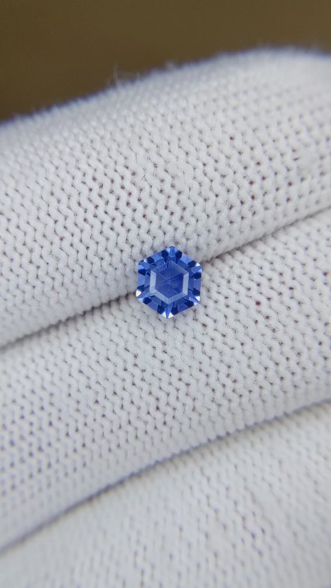 1.06 Ct. Blue Sapphire from Ceylon (Sri Lanka) Size Video