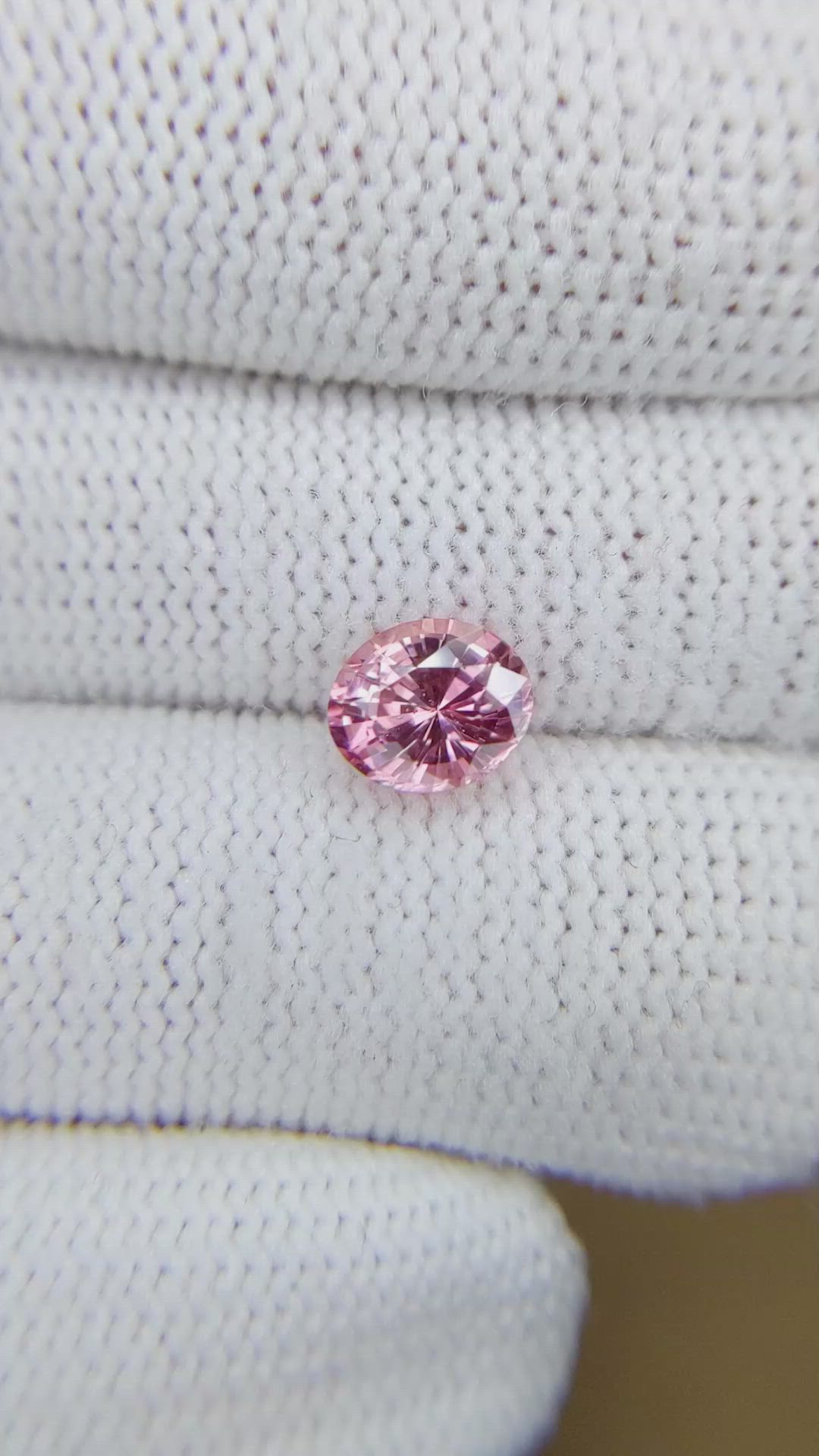 1.44 Ct. Padparadscha Sapphire from Ceylon (Sri Lanka) Size Video