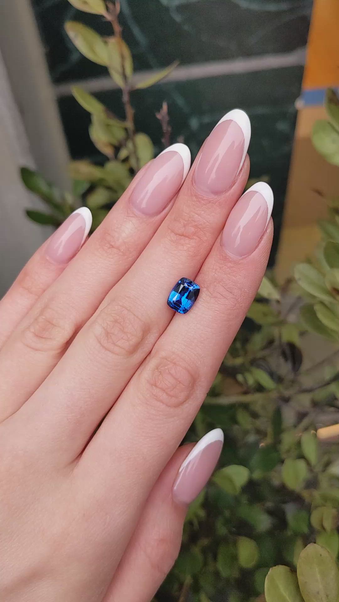 2.90 Ct. Blue Sapphire from Ceylon (Sri Lanka) Size Video