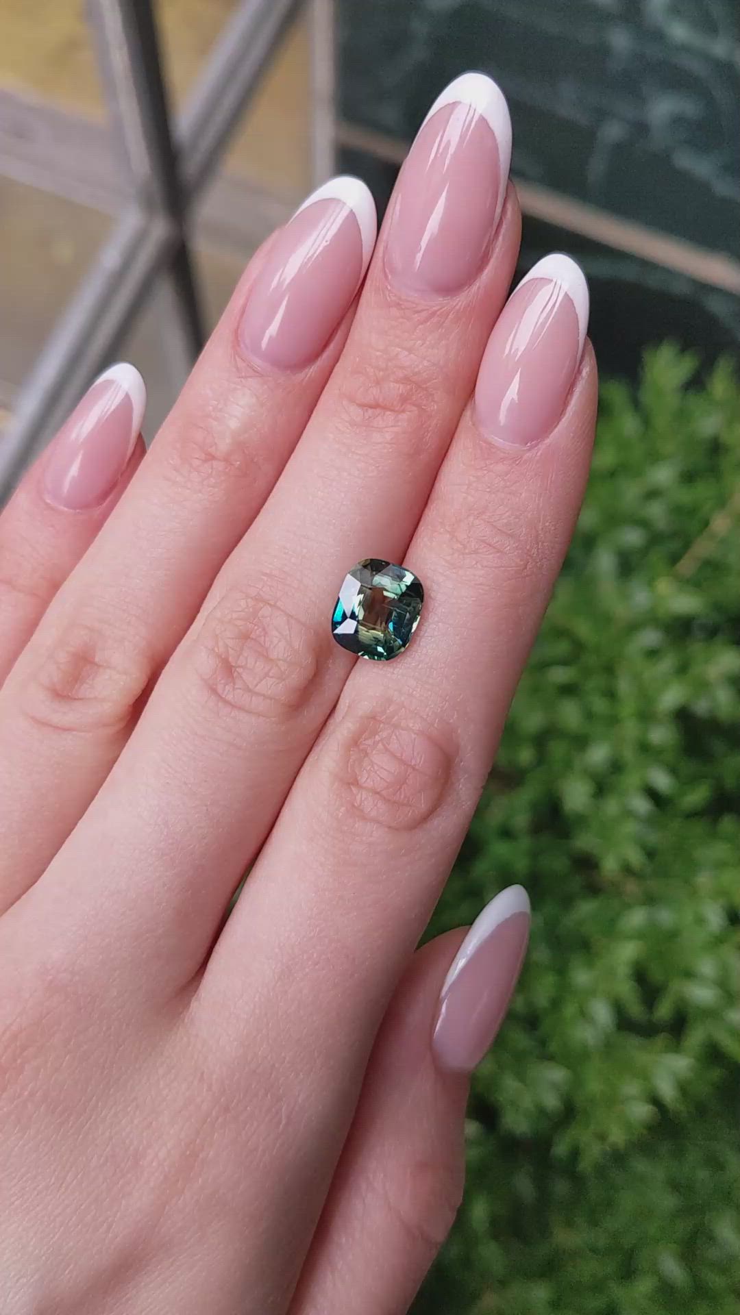 5.01 Ct. Bi Color Sapphire from Australia Size Video