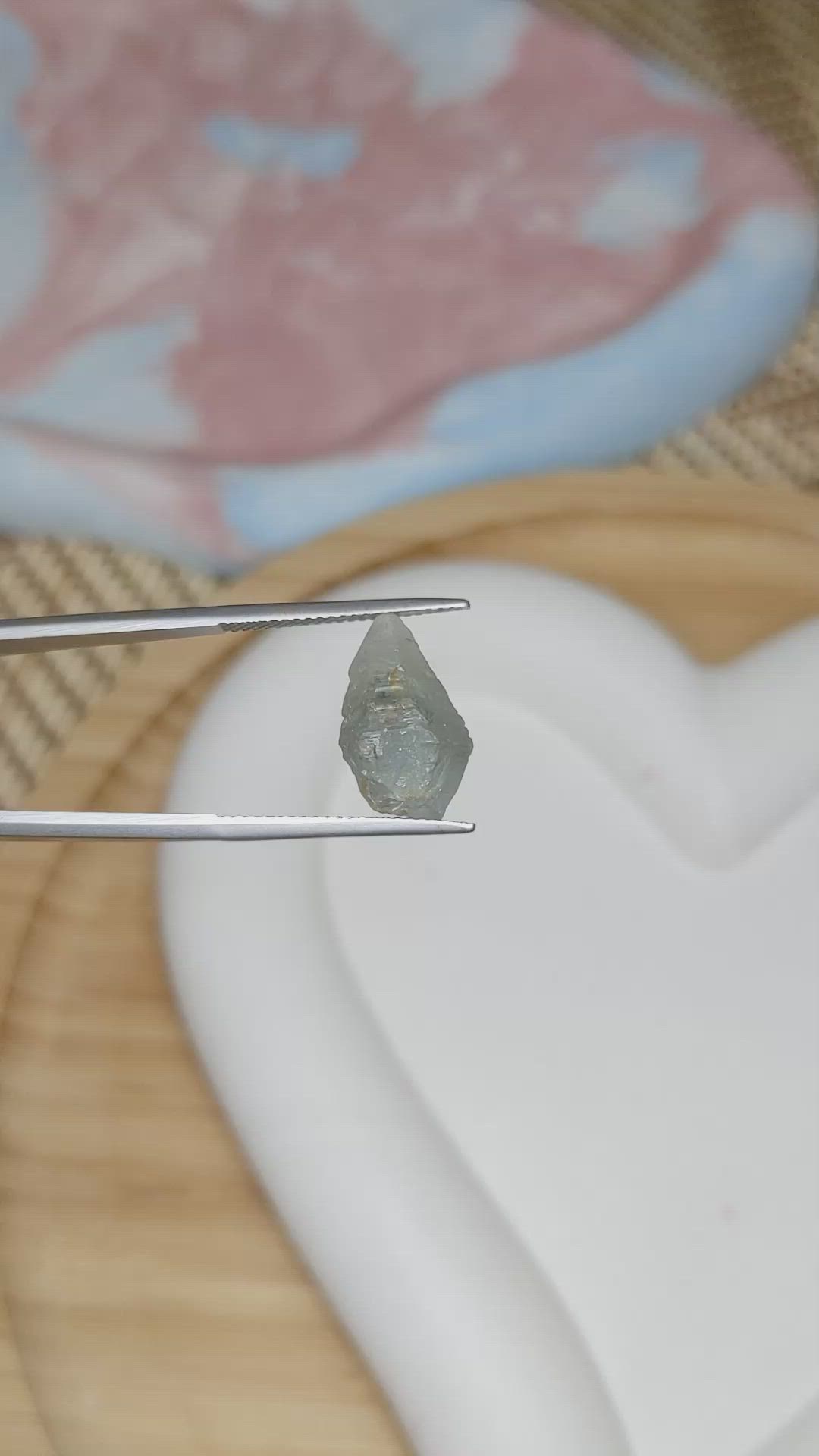 10.10 Ct. Green Sapphire Crystal from Ceylon (Sri Lanka) Size Video
