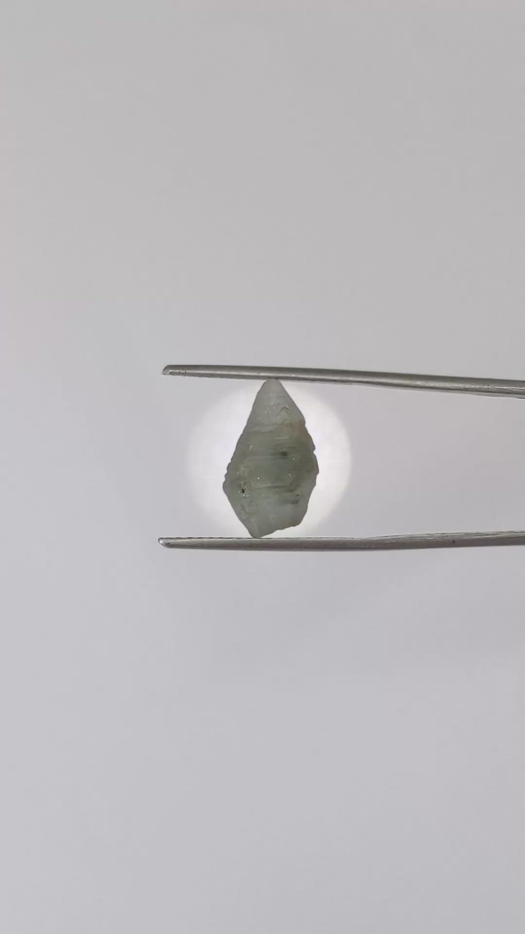 10.10 Ct. Green Sapphire Crystal from Ceylon (Sri Lanka) Size Video