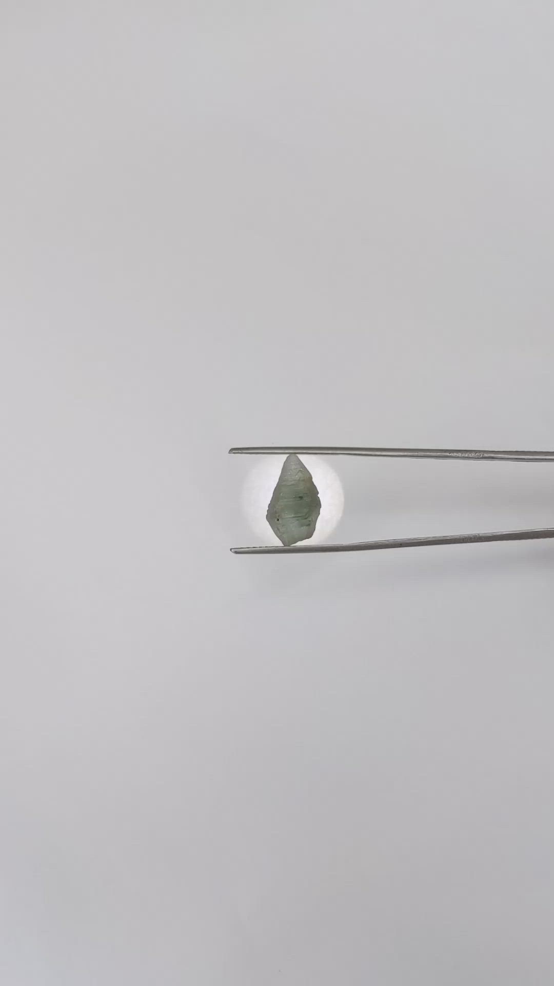 10.10 Ct. Green Sapphire Crystal from Ceylon (Sri Lanka) Size Video