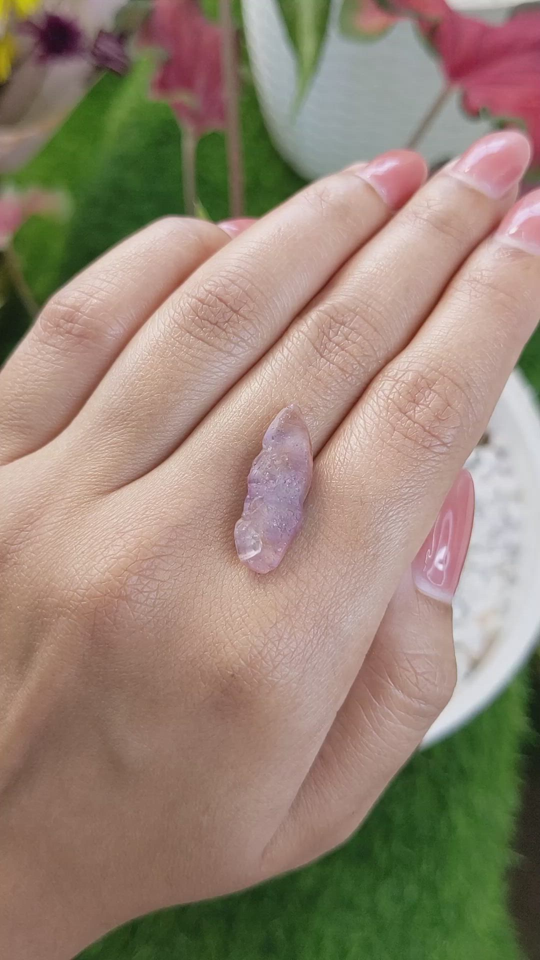 11.05 Ct. Purple Sapphire Crystal from Ceylon (Sri Lanka) Size Video
