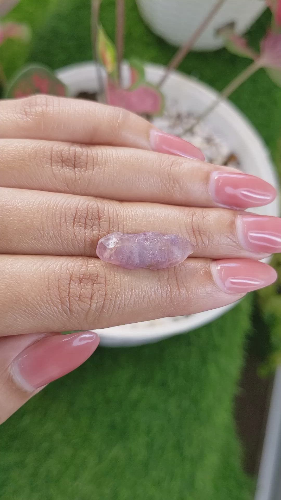 11.05 Ct. Purple Sapphire Crystal from Ceylon (Sri Lanka) Size Video