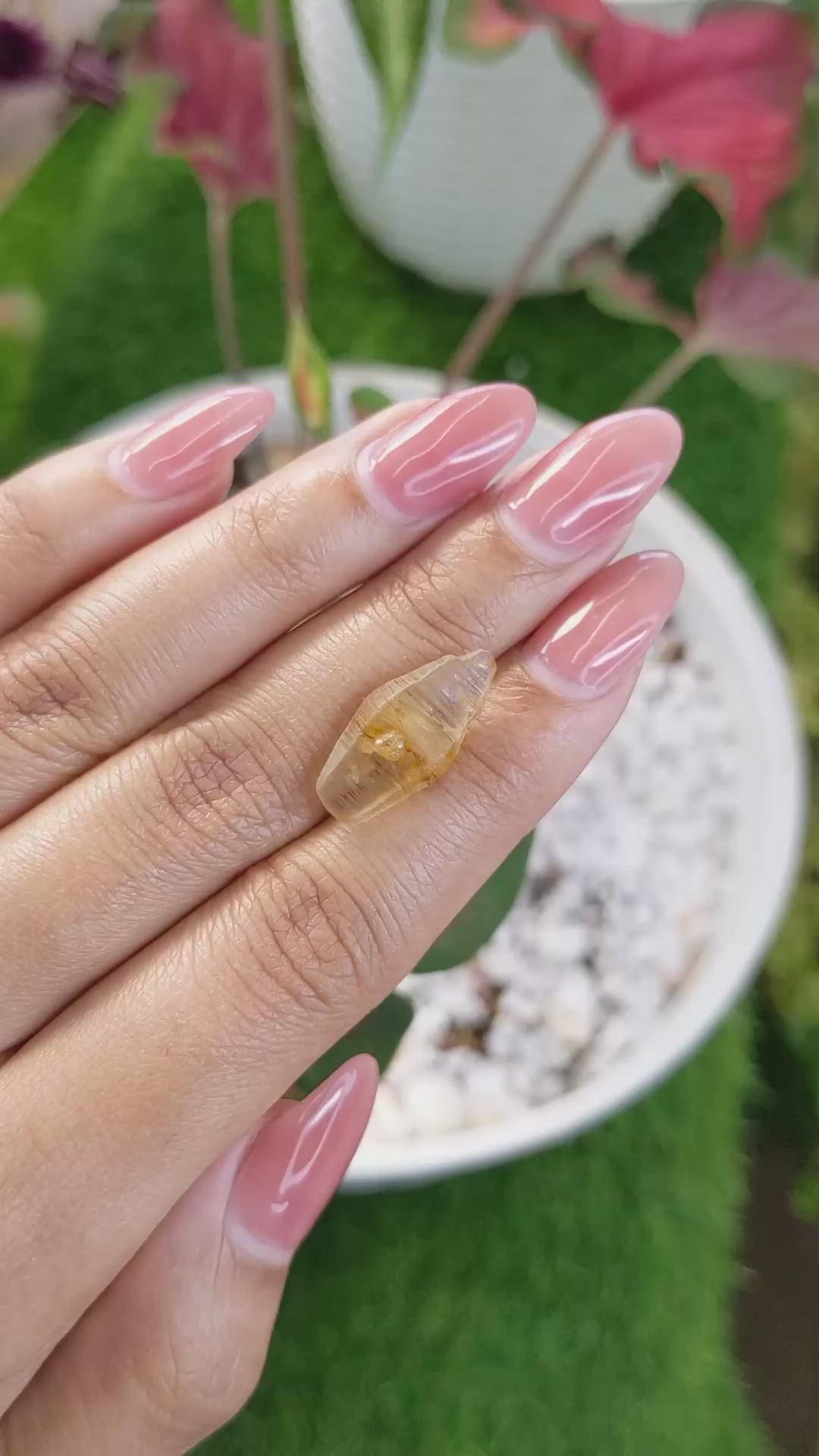 10.10 Ct. Yellow Sapphire Crystal from Ceylon (Sri Lanka) Size Video