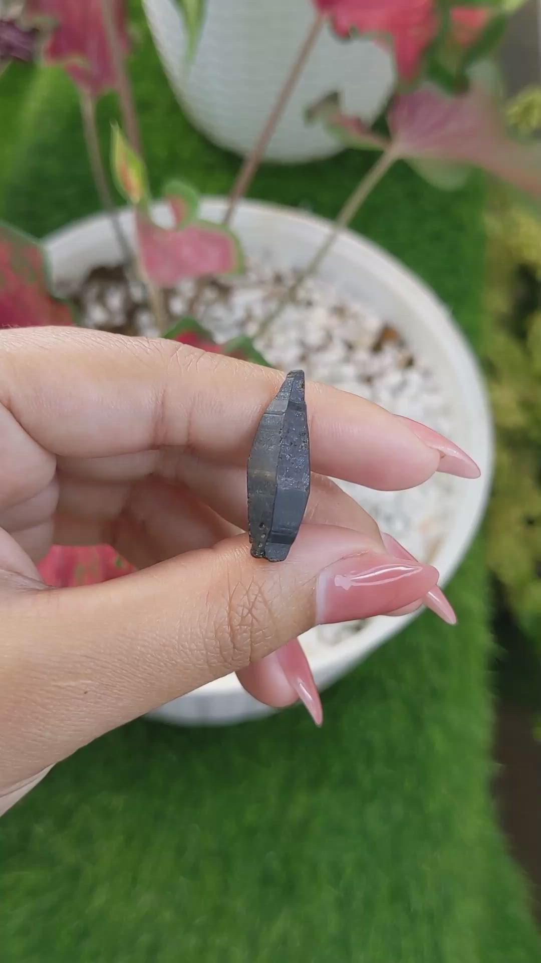 11.09 Ct. Blue Sapphire Crystal from Ceylon (Sri Lanka) Size Video