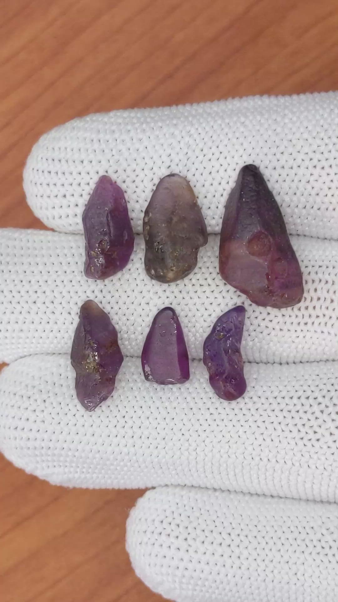 31.16 Ct. Purple Sapphire Crystal from Ceylon (Sri Lanka) Size Video
