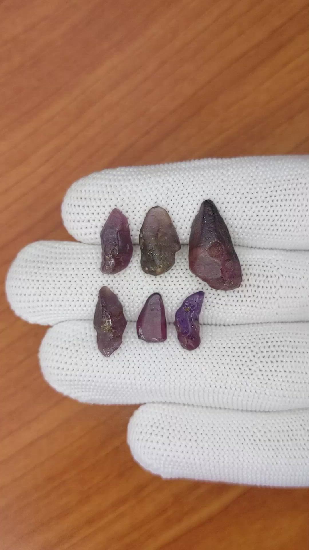 31.16 Ct. Purple Sapphire Crystal from Ceylon (Sri Lanka) Size Video
