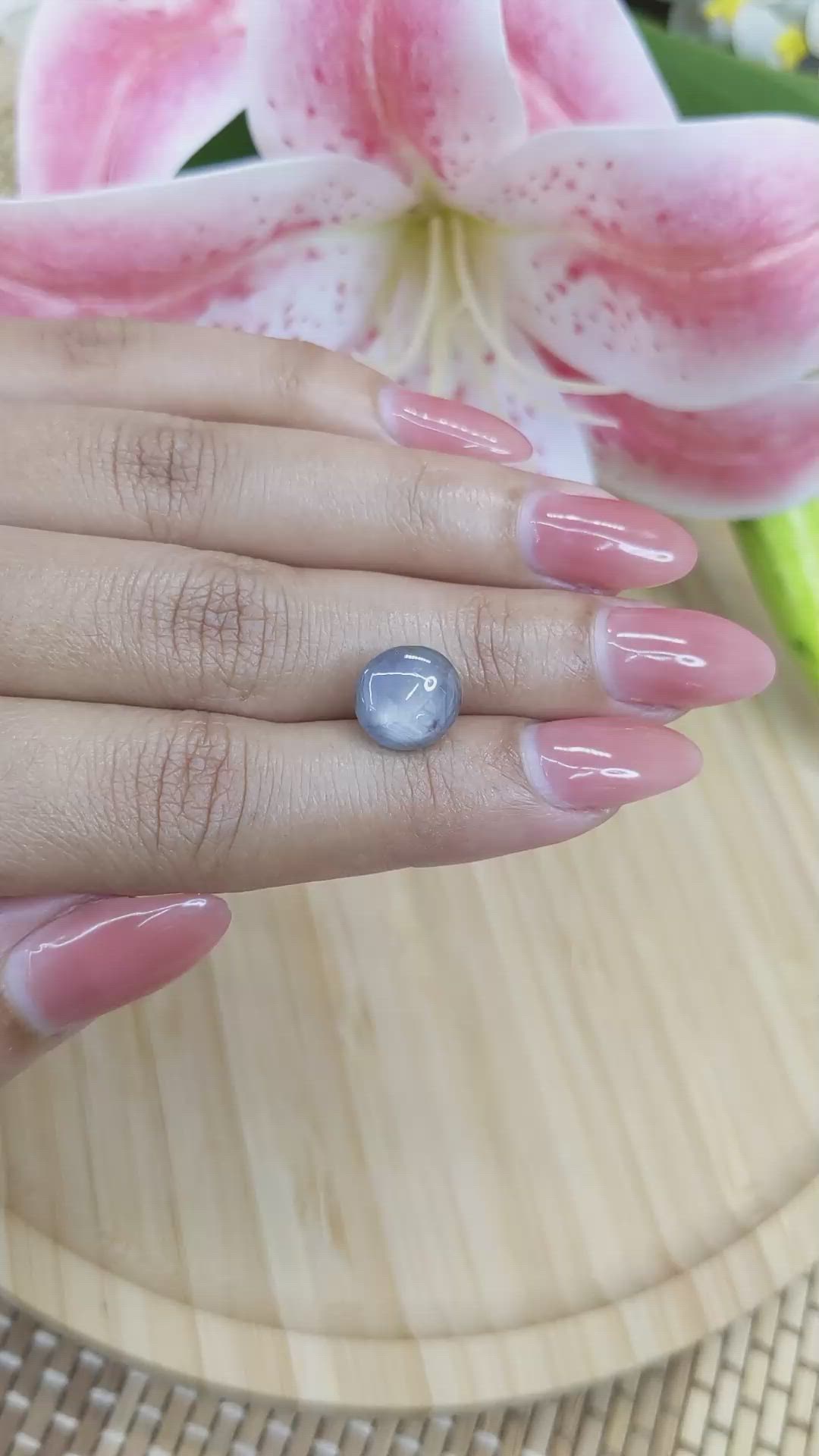 5.86 Ct. Bluish Grey Star Sapphire from Ceylon (Sri Lanka) Size Video