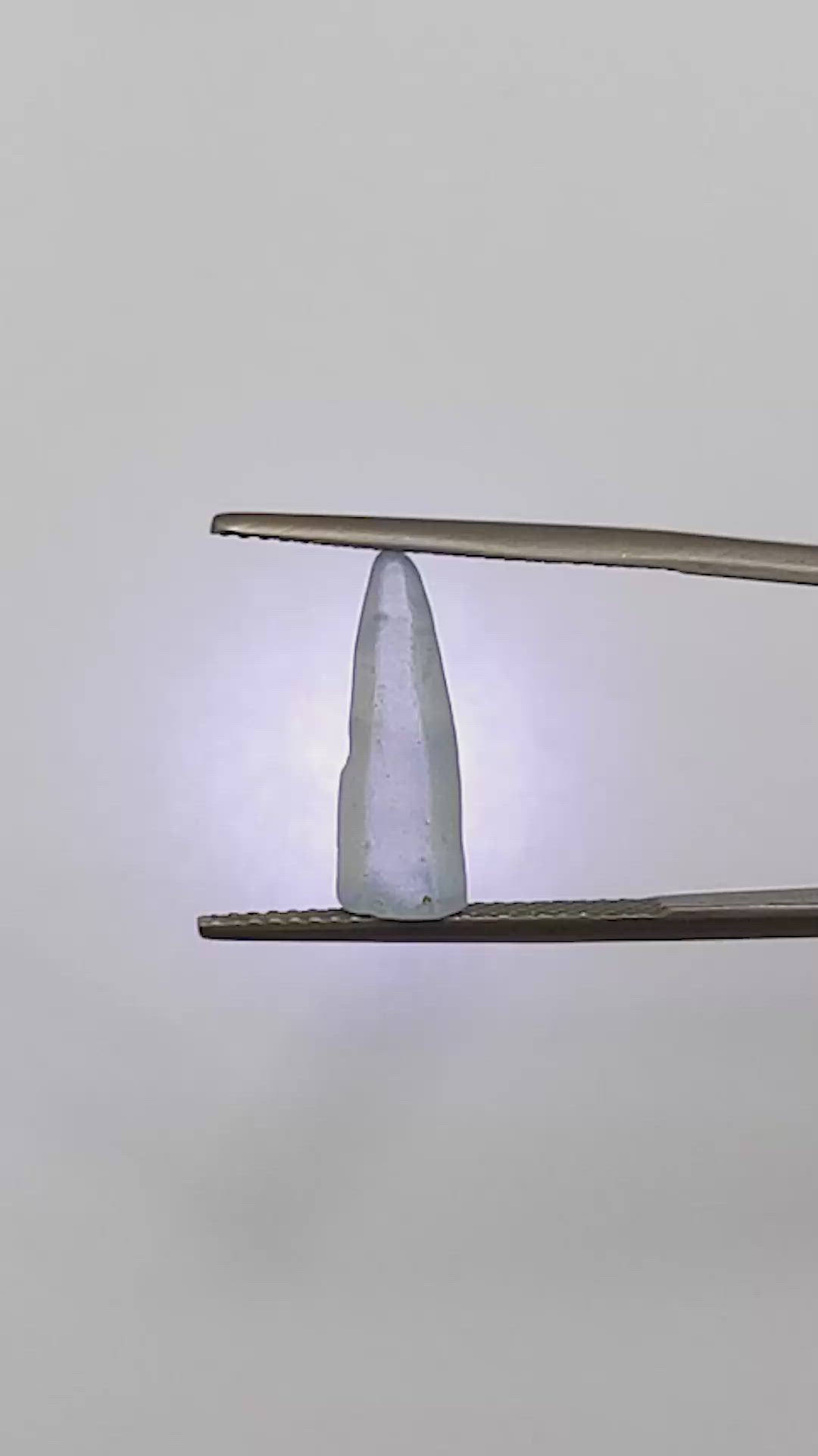 4.30 Ct. Blue Sapphire Crystal from Ceylon (Sri Lanka) Size Video