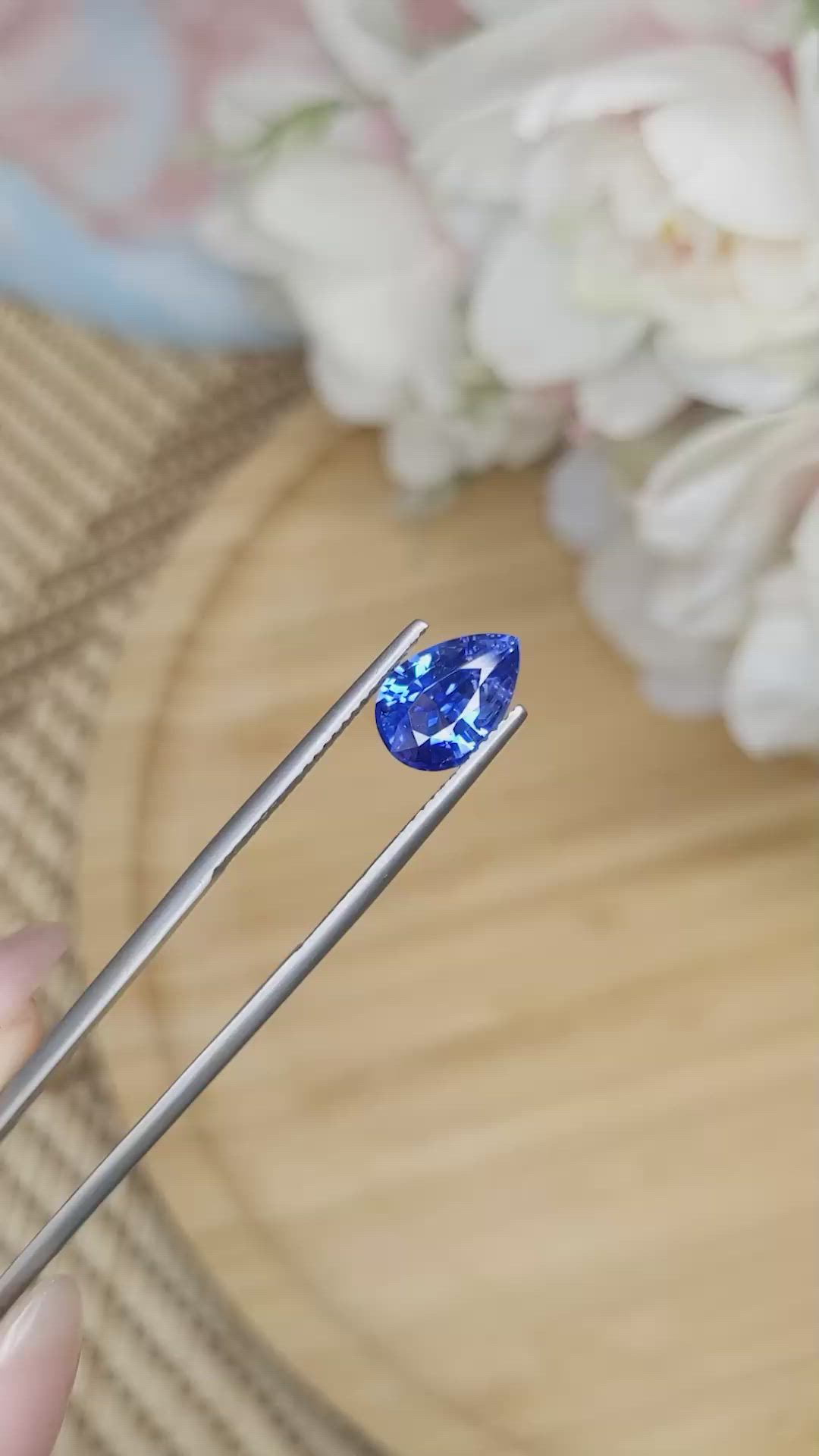 2.53 Ct. Blue Sapphire from Ceylon (Sri Lanka) Size Video