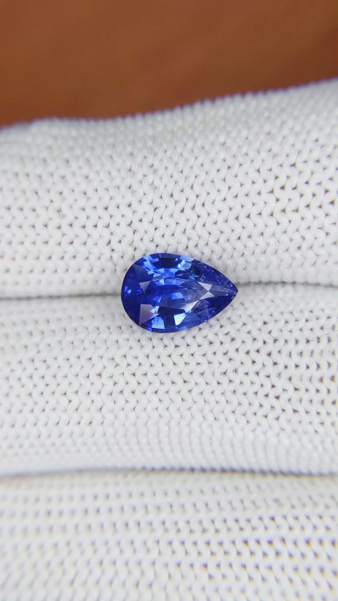 2.53 Ct. Blue Sapphire from Ceylon (Sri Lanka) Size Video