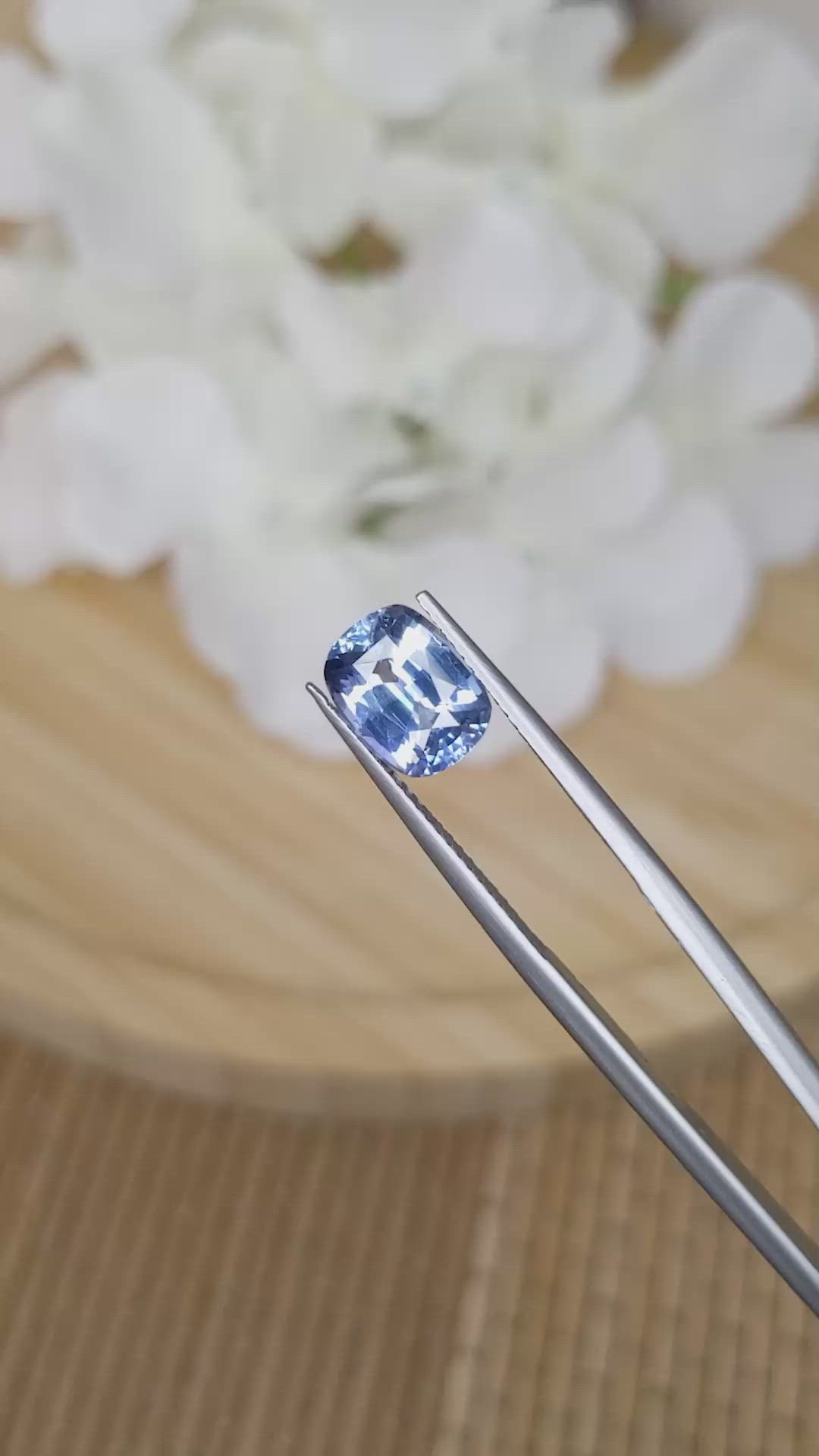 3.05 Ct. Blue Sapphire from Ceylon (Sri Lanka) Size Video
