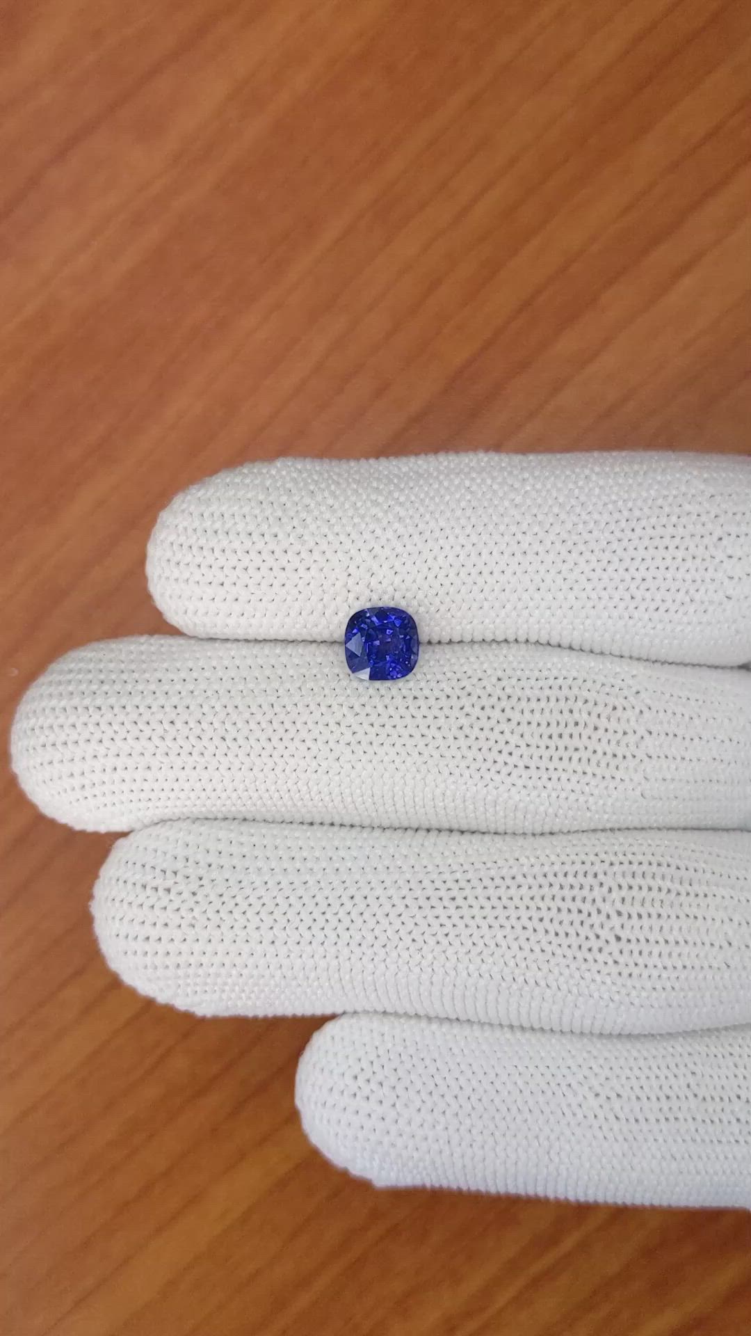 1.65 Ct. Blue Sapphire from Ceylon (Sri Lanka) Size Video