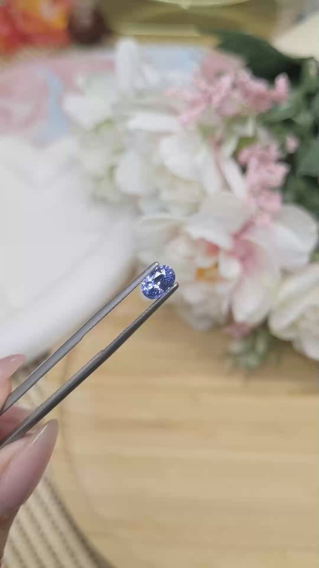1.07 Ct. Blue Sapphire from Ceylon (Sri Lanka) Size Video