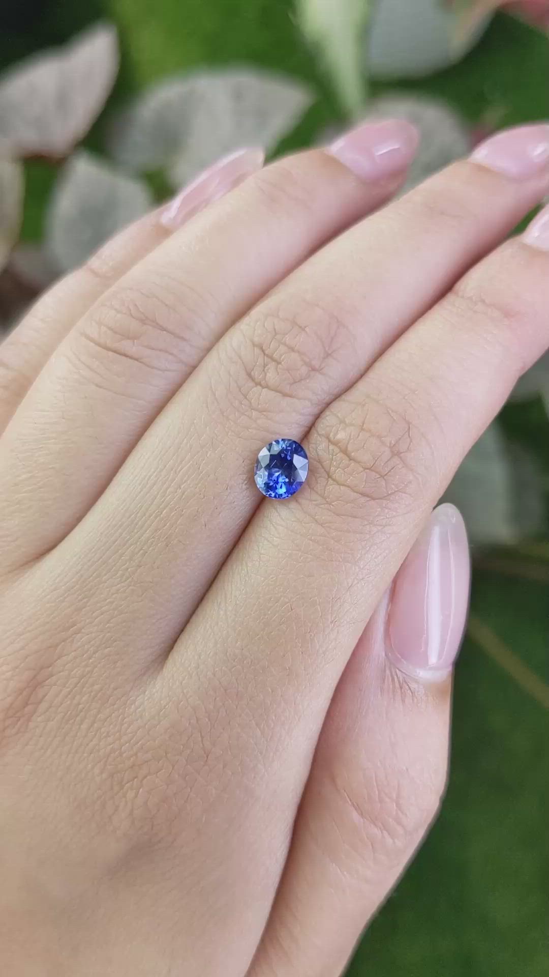 1.09 Ct. Blue Sapphire from Ceylon (Sri Lanka) Size Video