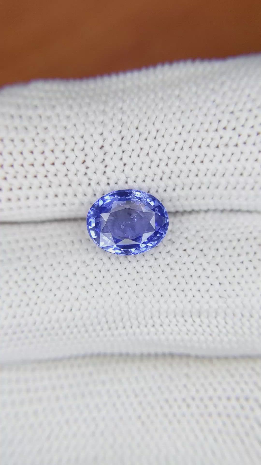 2.77 Ct. Blue Sapphire from Ceylon (Sri Lanka) Size Video