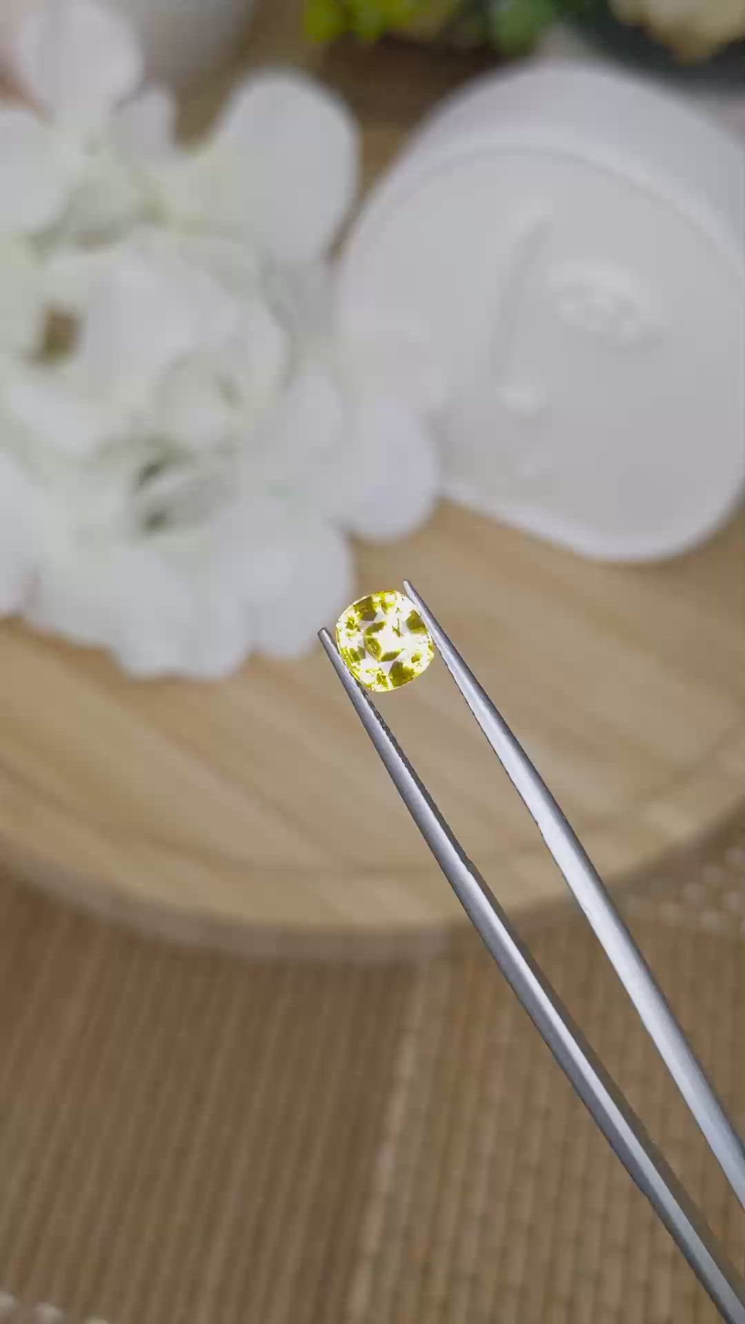 1.58 Ct. Yellow Sapphire from Ceylon (Sri Lanka) Size Video