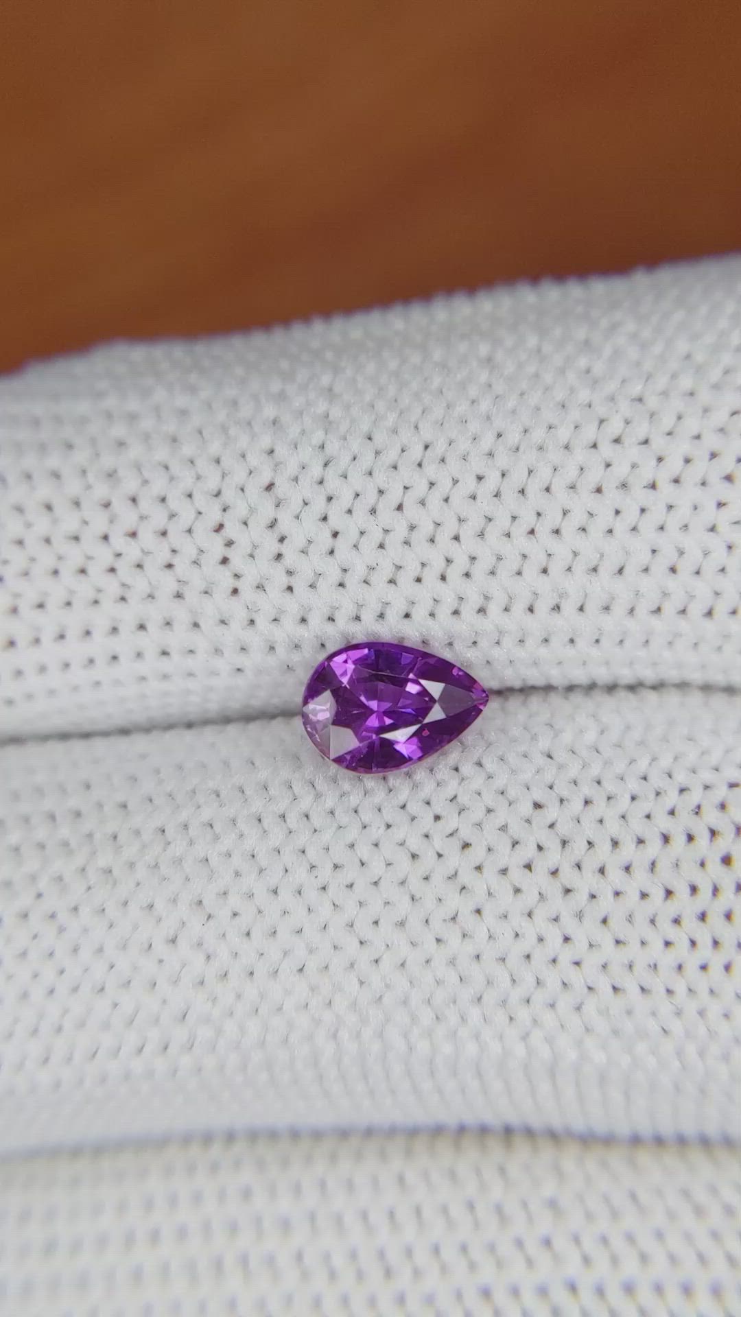 1.14 Ct. Pinkish Purple Sapphire from Ceylon (Sri Lanka) Size Video