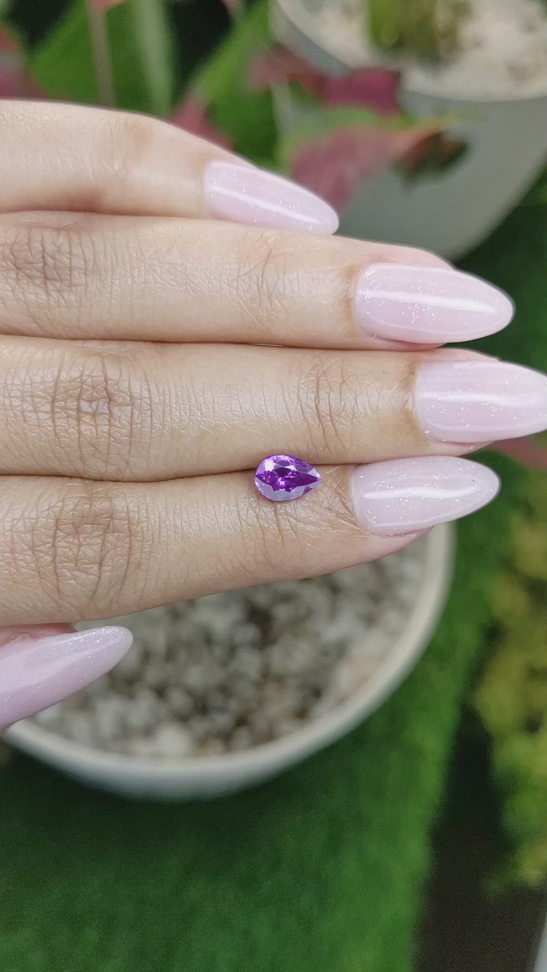 1.14 Ct. Pinkish Purple Sapphire from Ceylon (Sri Lanka) Size Video