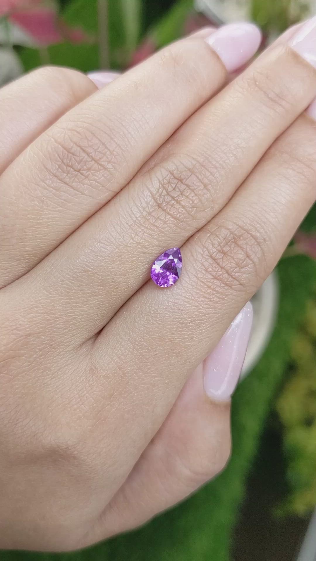 1.14 Ct. Pinkish Purple Sapphire from Ceylon (Sri Lanka) Size Video