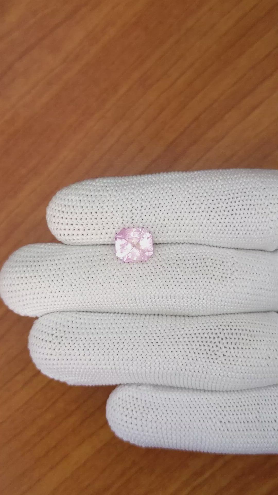 3.11 Ct. Pink Sapphire from Ceylon (Sri Lanka) Size Video