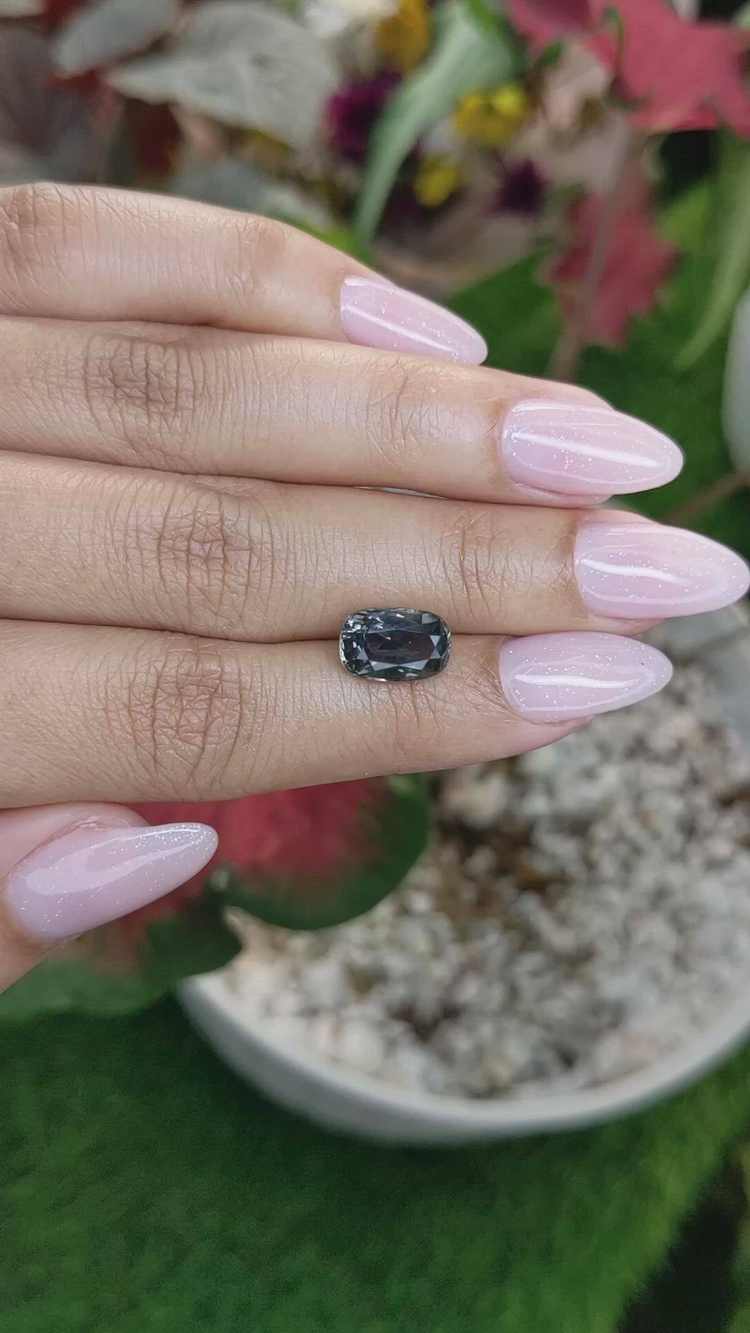 4.17 Ct. Bluish Green Sapphire from Ceylon (Sri Lanka) Size Video