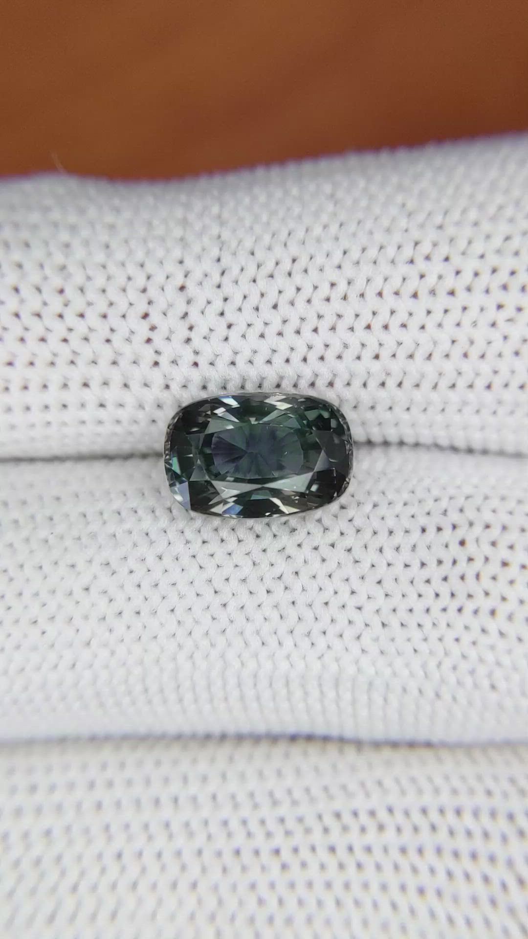 4.17 Ct. Bluish Green Sapphire from Ceylon (Sri Lanka) Size Video