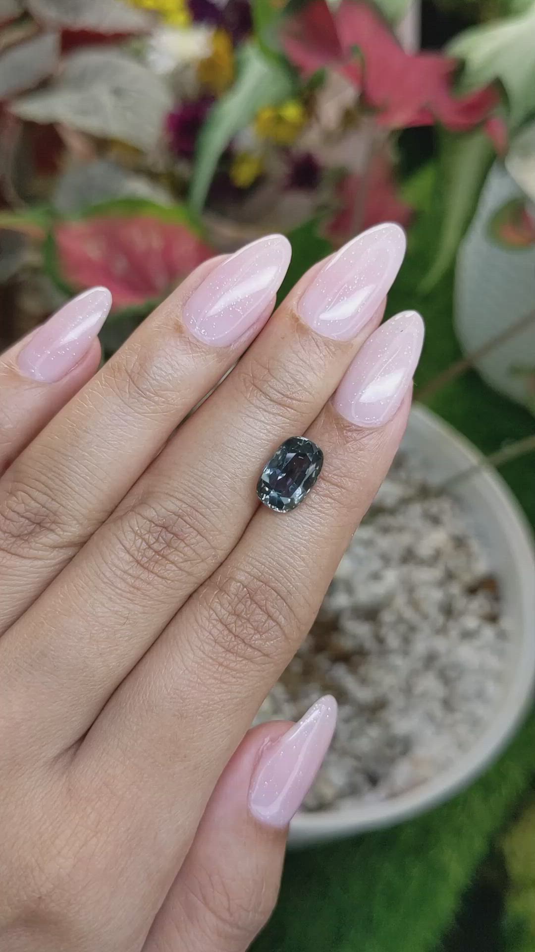 4.17 Ct. Bluish Green Sapphire from Ceylon (Sri Lanka) Size Video