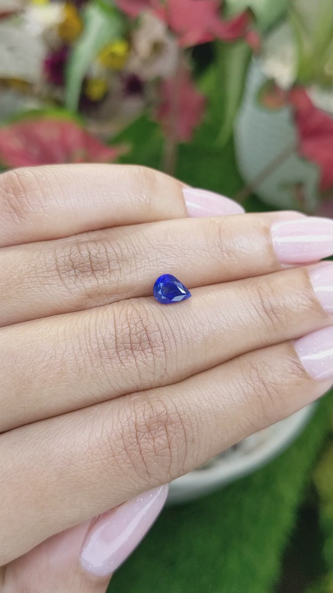 1.25 Ct. Blue Sapphire from Ceylon (Sri Lanka) Size Video