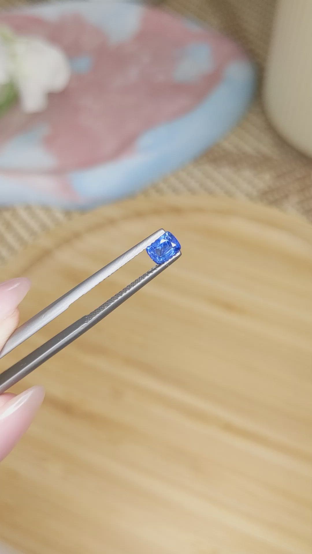 0.61 Ct. Blue Sapphire from Ceylon (Sri Lanka) Size Video