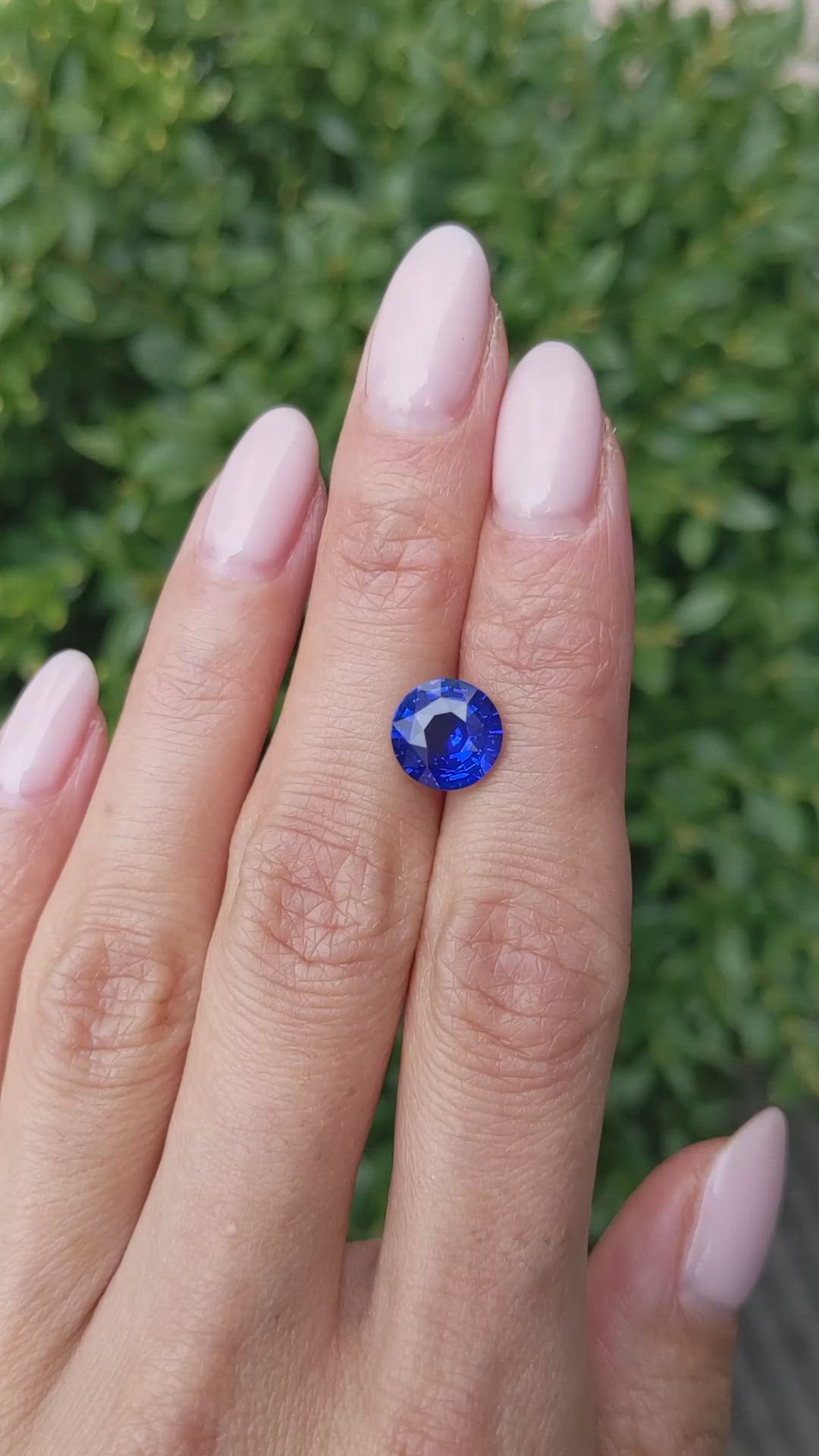 3.01 Ct. Blue Sapphire from Ceylon (Sri Lanka) Size Video