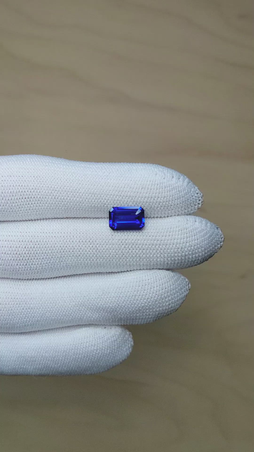 3.04 Ct. Blue Sapphire from Ceylon (Sri Lanka) Size Video