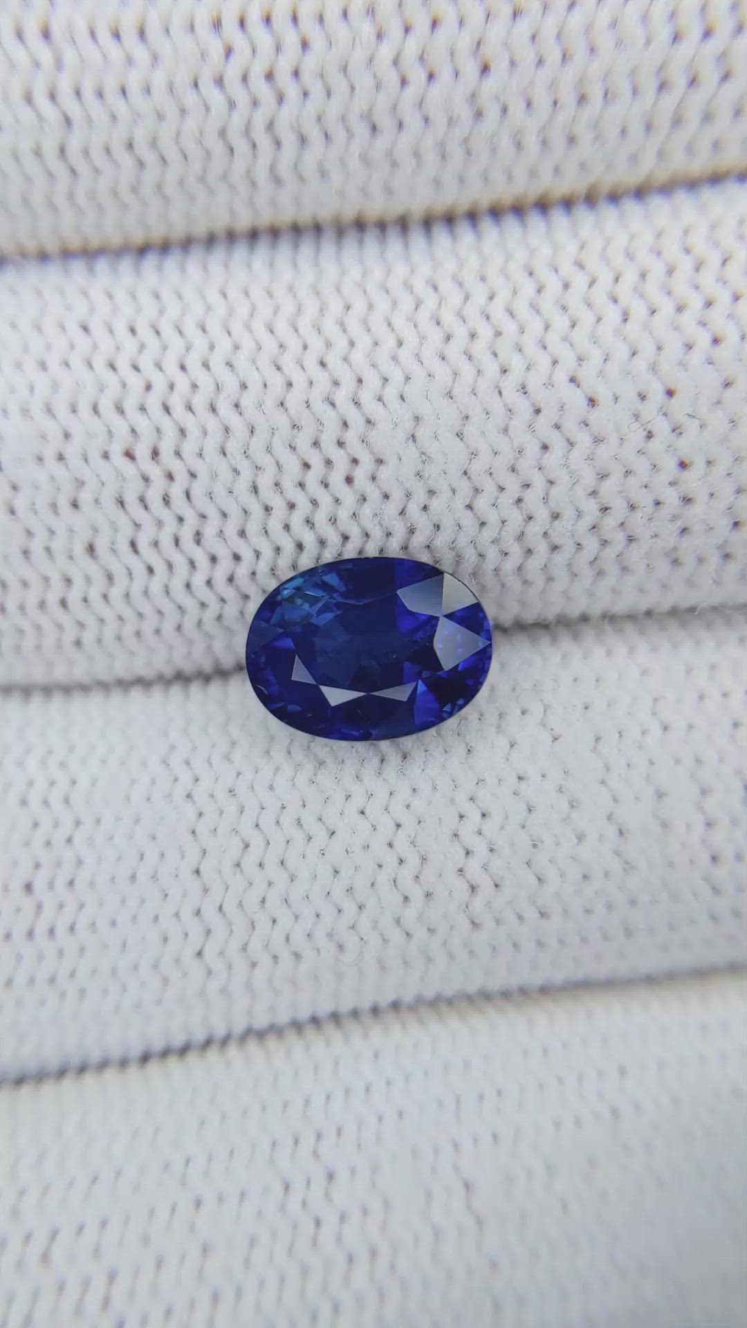 3.25 Ct. Blue Sapphire from Thailand Size Video