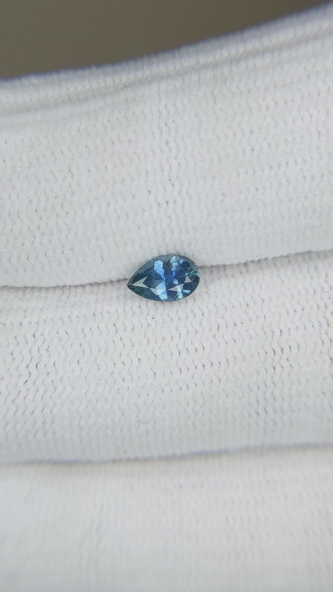 0.50 Ct. Blue Sapphire from Montana Size Video