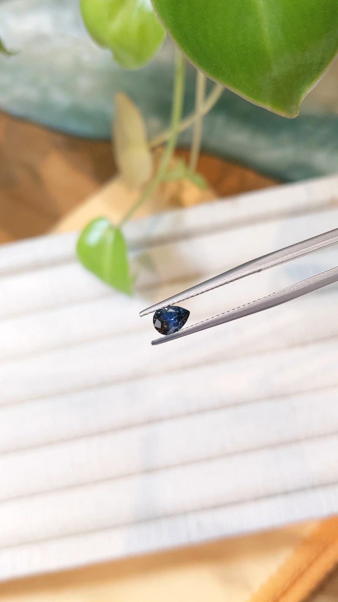 0.51 Ct. Bi Color Sapphire from Montana Size Video