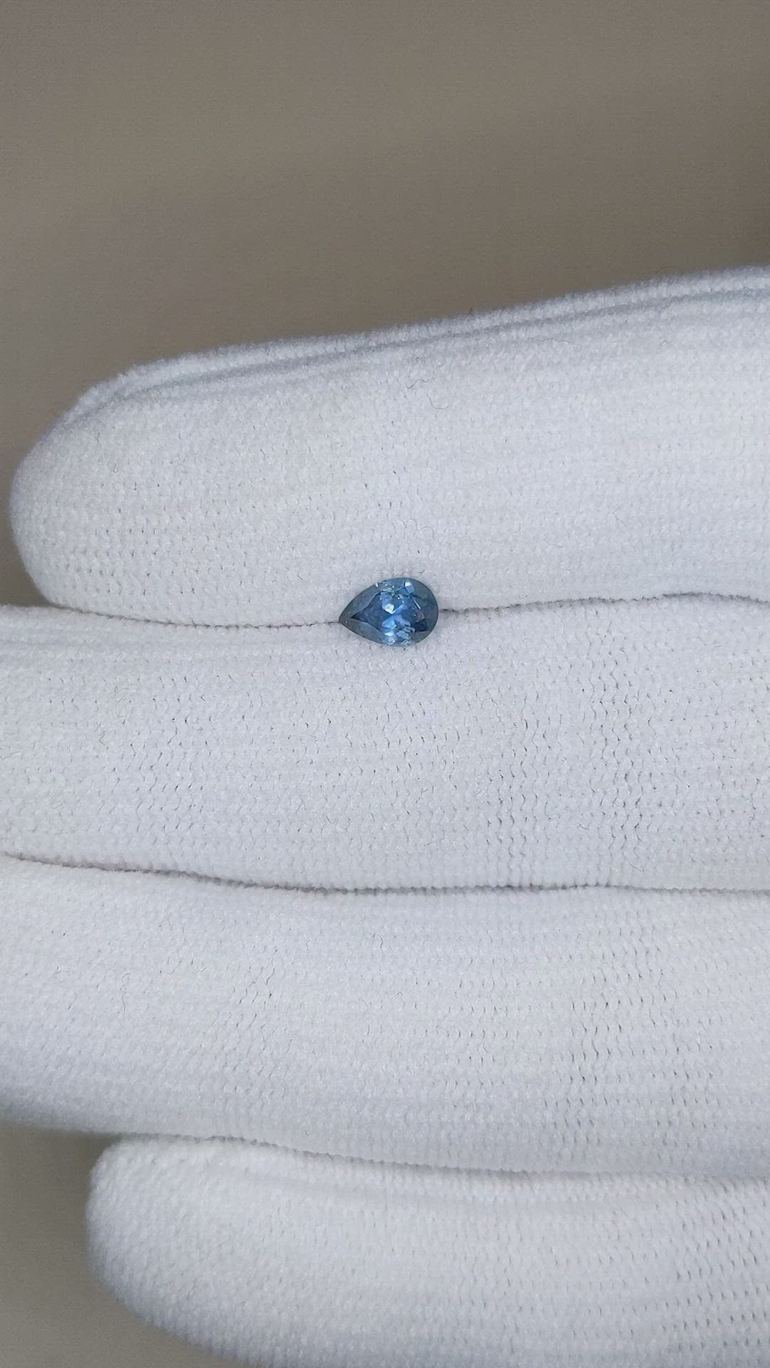 0.50 Ct. Greyish Blue Sapphire from Montana Size Video