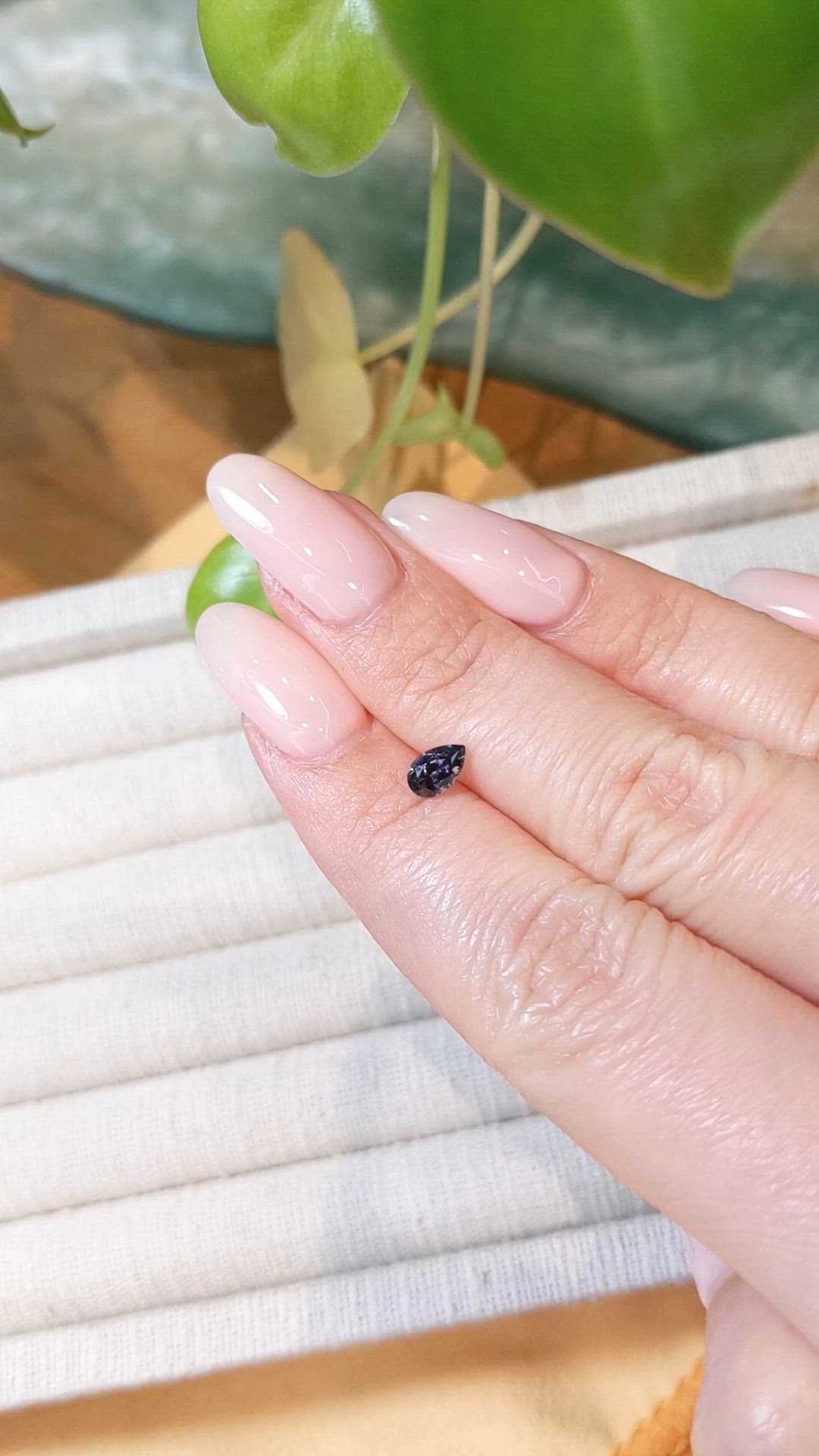 0.51 Ct. Bi Color Sapphire from Montana Size Video