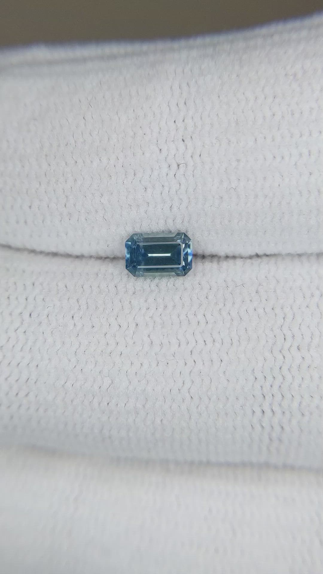 0.50 Ct. Greenish Blue Sapphire from Montana Size Video
