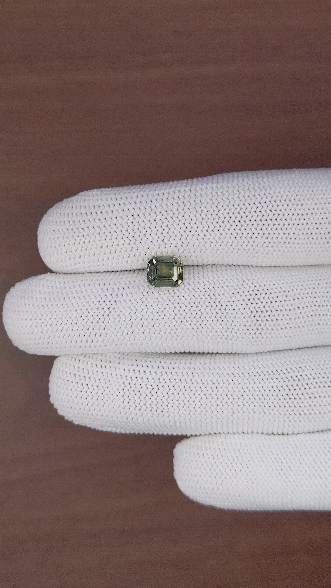 2.03 Ct. Yellowish Green Sapphire from Ceylon (Sri Lanka) Size Video