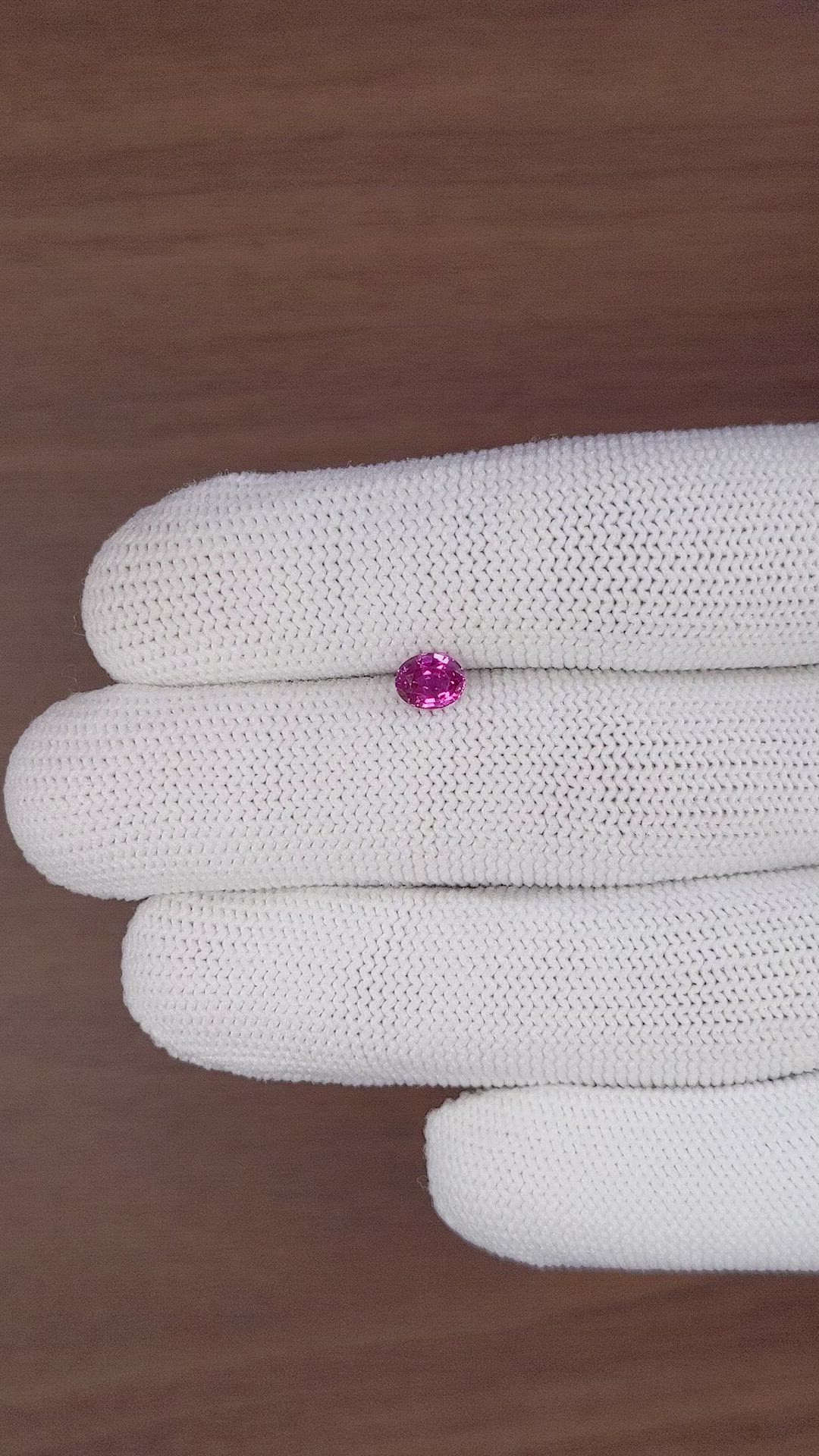 0.70 Ct. Purplish Pink Sapphire from Ceylon (Sri Lanka) Size Video