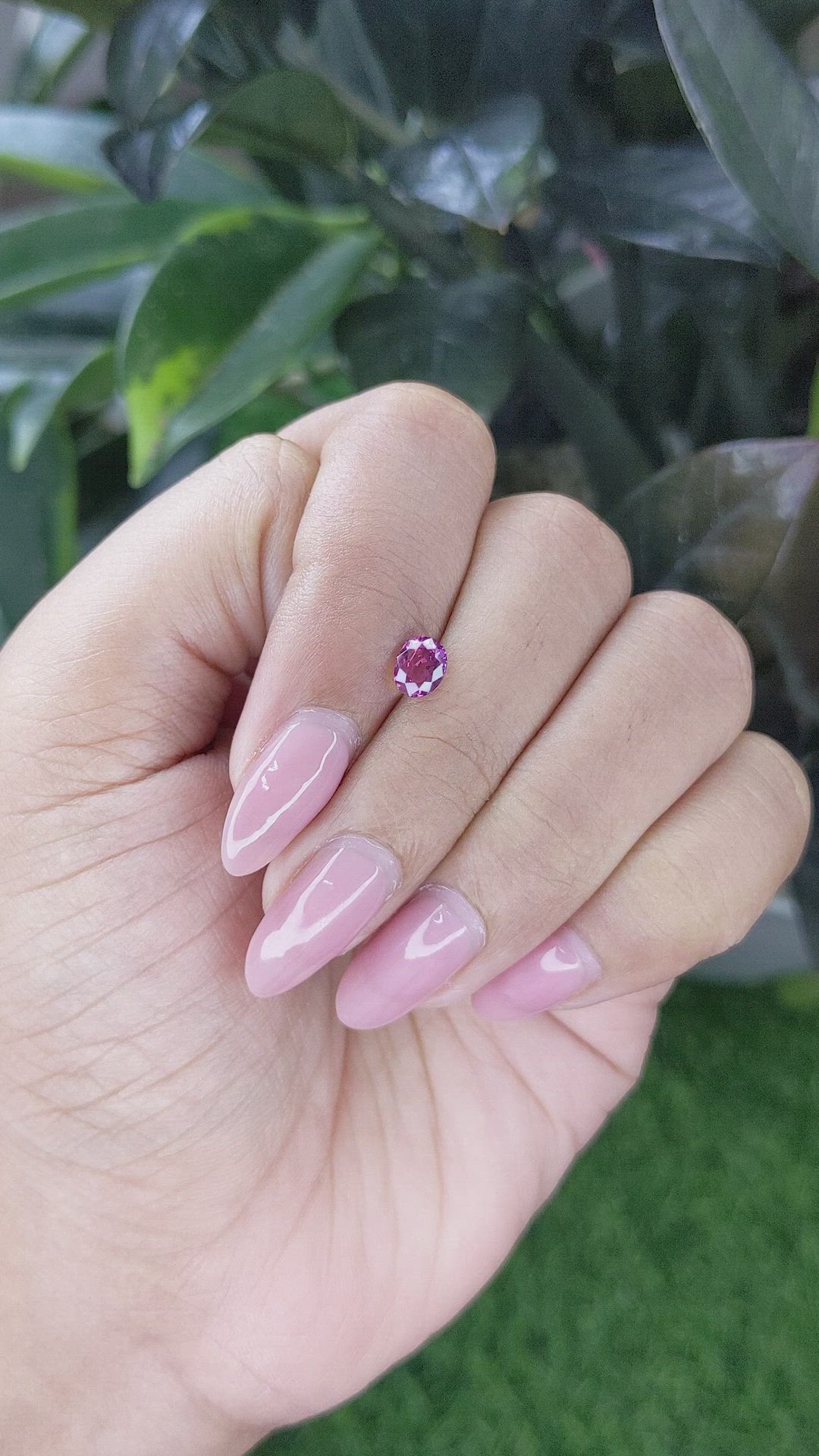0.70 Ct. Purplish Pink Sapphire from Ceylon (Sri Lanka) Size Video