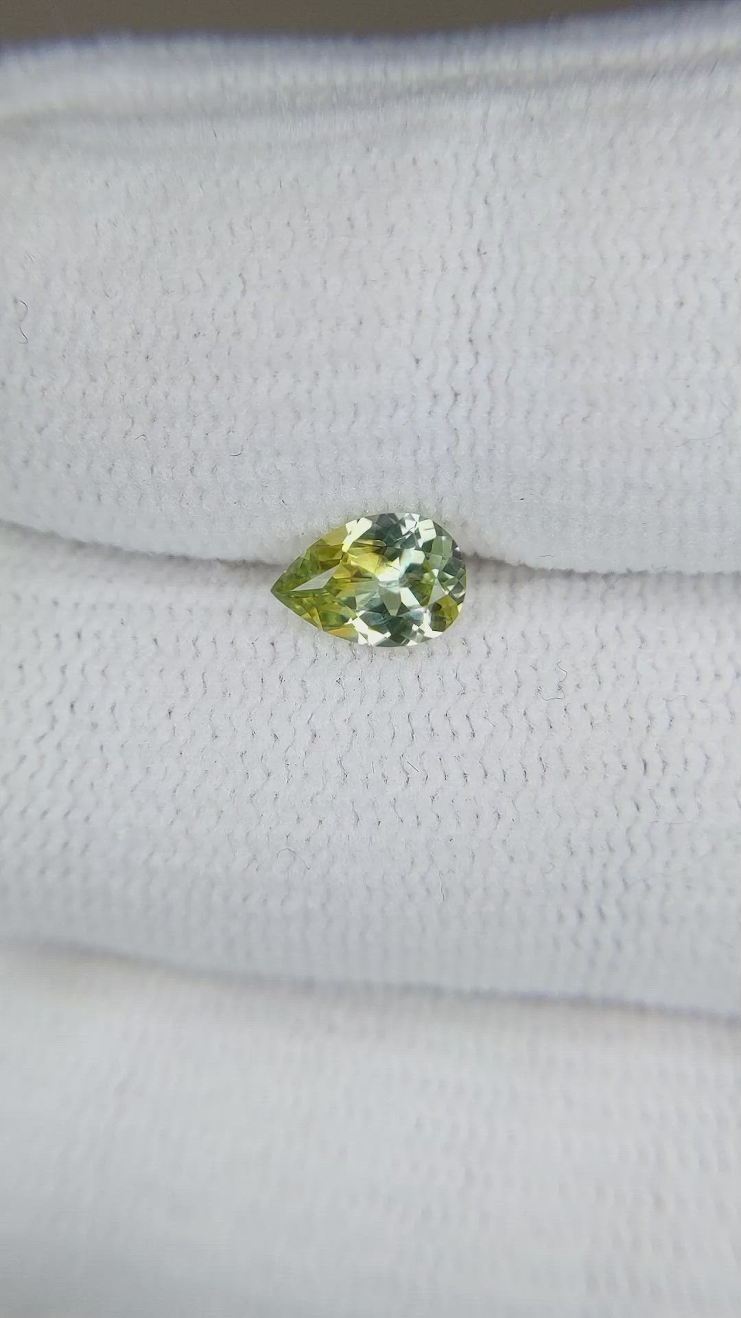 0.64 Ct. Bi Color Sapphire from Montana Size Video