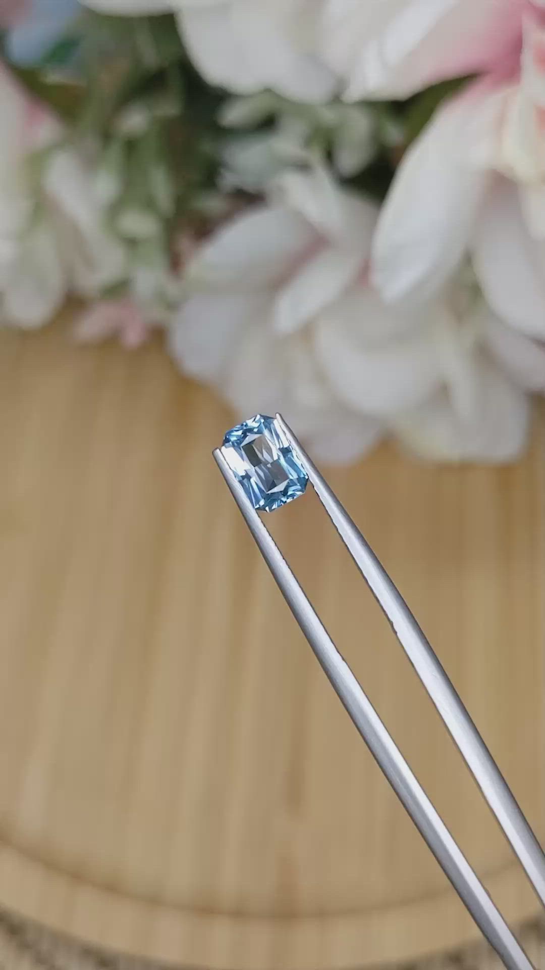 1.15 Ct. Blue Sapphire from Ceylon (Sri Lanka) Size Video