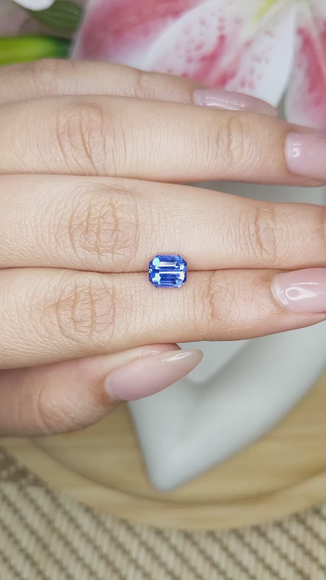 1.58 Ct. Blue Sapphire from Ceylon (Sri Lanka) Size Video